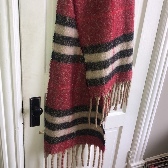 LAON Fashion Red Cream Black Chunky Oversized Soft Acrylic Tassel Scarf - Picture 4 of 7